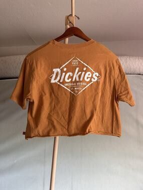 Dickies Burnt Orange Crop T Shirt Large Logo On Back L